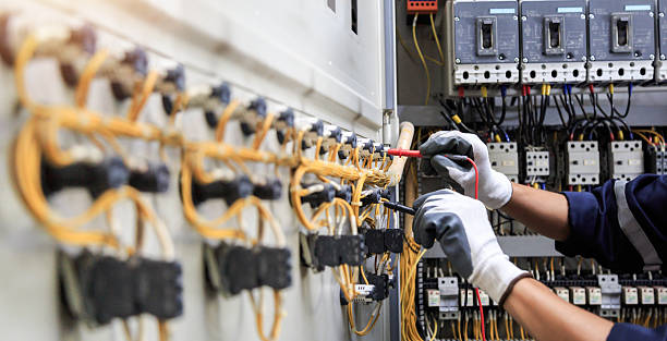Professional Electrician technician working in Pomona, CA
